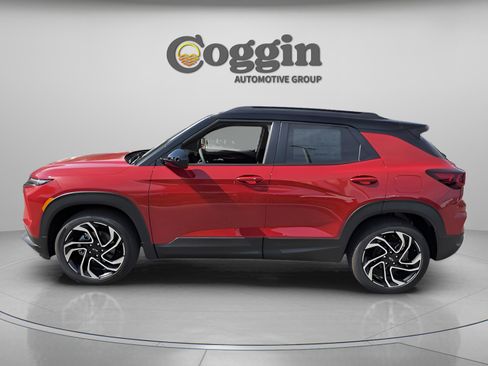 New 2026 Chevrolet TrailBlazer RS w/ Convenience Package FWD image 2