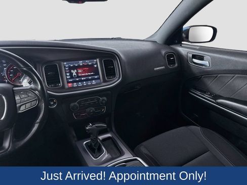 Used 2021 Dodge Charger SXT w/ Cold Weather Package AWD/4WD image 27