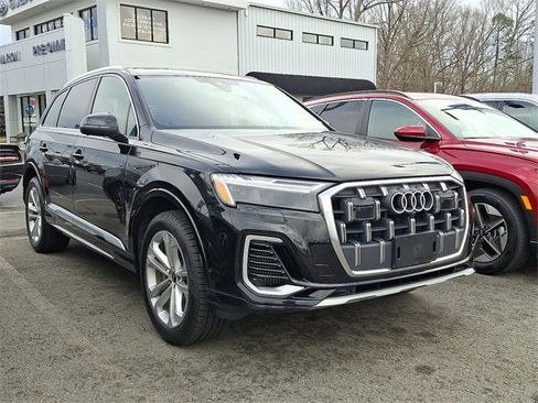 Used 2025 Audi Q7 3.0T Premium Plus image 2