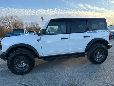 New 2025 Ford Bronco Badlands w/ Sasquatch Package AWD/4WD image 16
