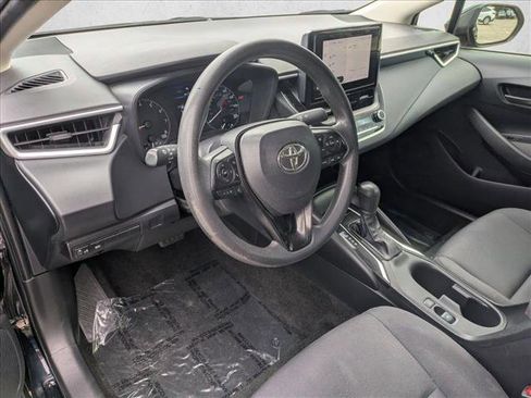Used 2023 Toyota Corolla LE FWD image 9