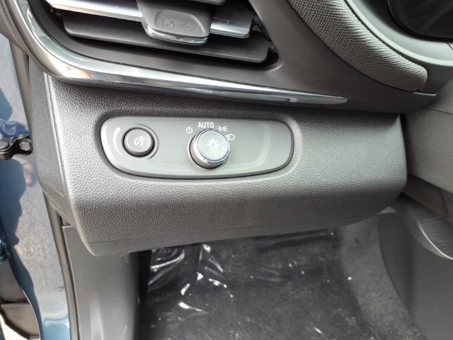 New 2026 Buick Envista Sport Touring w/ Convenience I Package FWD image 27