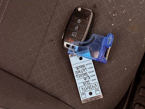 Used 2019 Kia Sorento FWD image 36