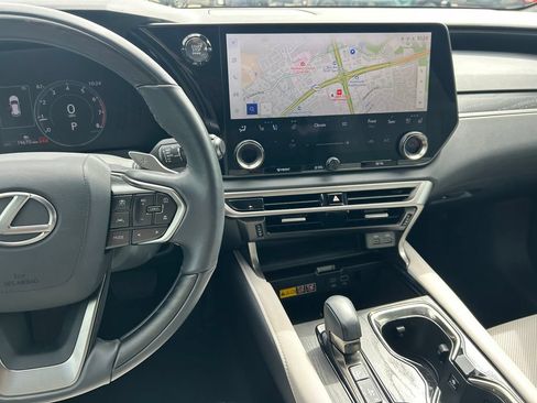 Used 2024 Lexus RX 350 Premium w/ Accessory Package (Z1) FWD image 17
