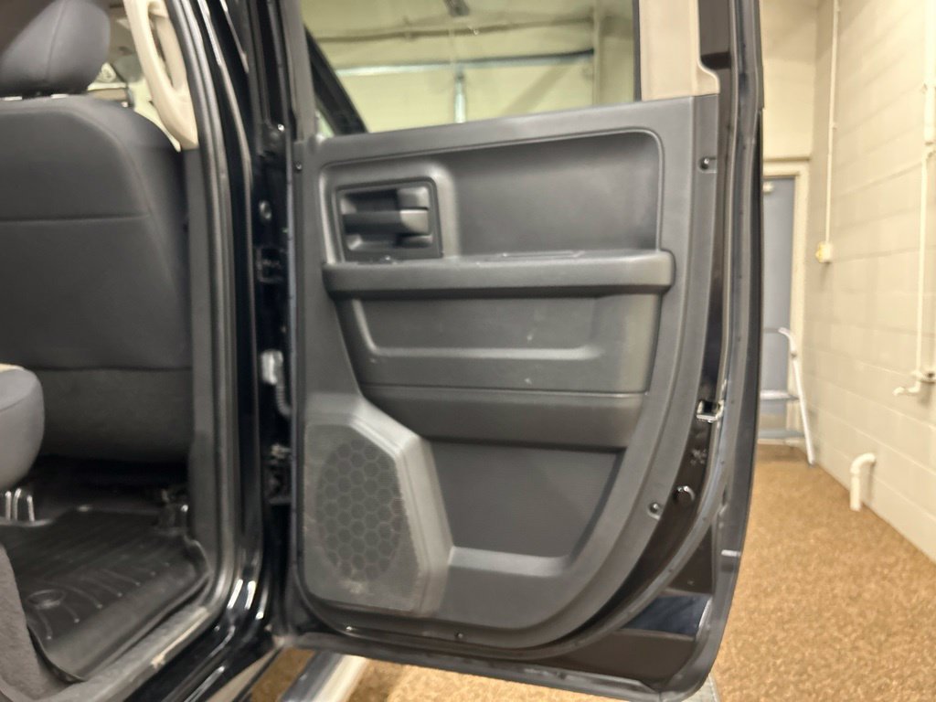Used 2012 RAM 1500 Express AWD/4WD image 17