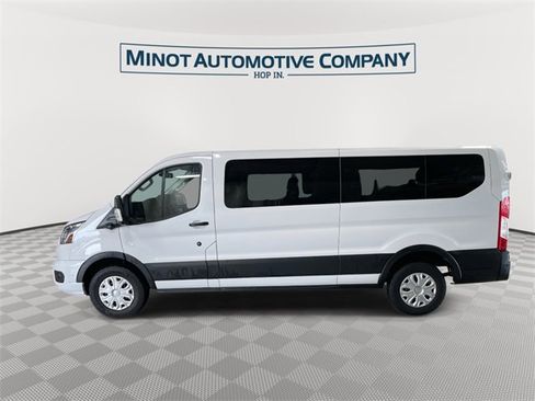 Used 2023 Ford Transit 350 XLT image 5