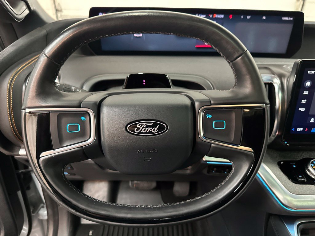 Used 2025 Ford Expedition Tremor AWD/4WD image 13