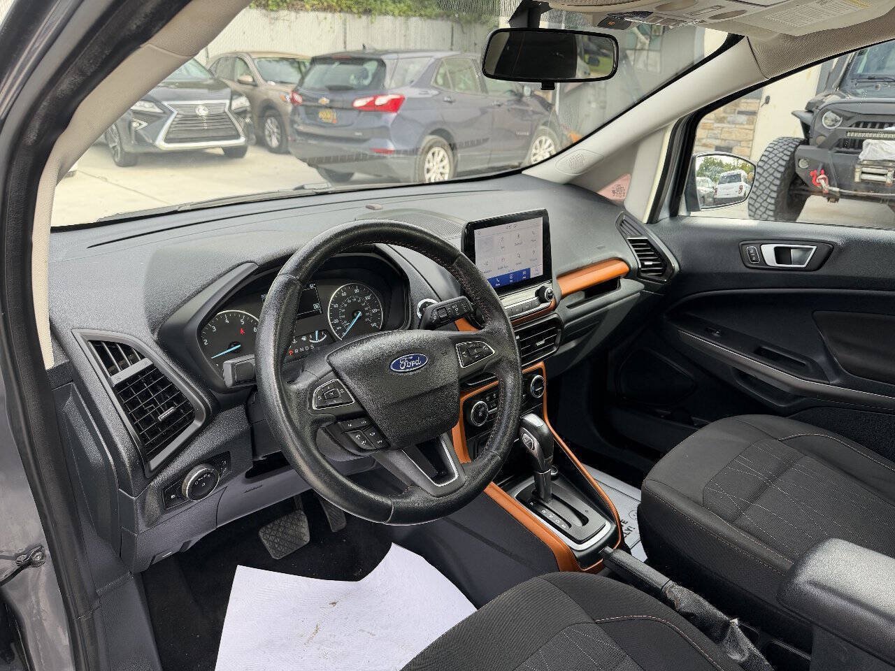 Used 2021 Ford EcoSport SE w/ SE Convenience Package FWD image 9