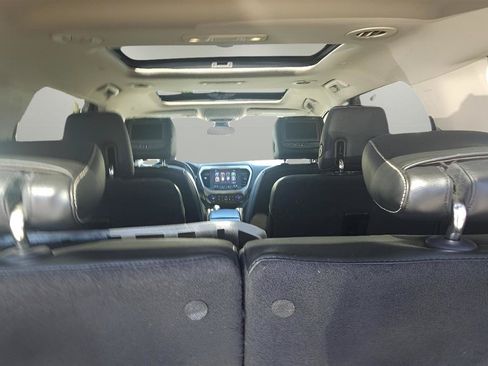 Used 2017 GMC Acadia Denali w/ Technology Package AWD/4WD image 27