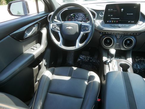 Used 2024 Chevrolet Blazer Premier w/ Driver Confidence II Package AWD/4WD image 9