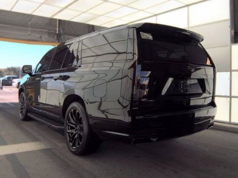 Used 2021 Cadillac Escalade ESV Sport w/ Driver Assist Tech Package AWD/4WD image 3