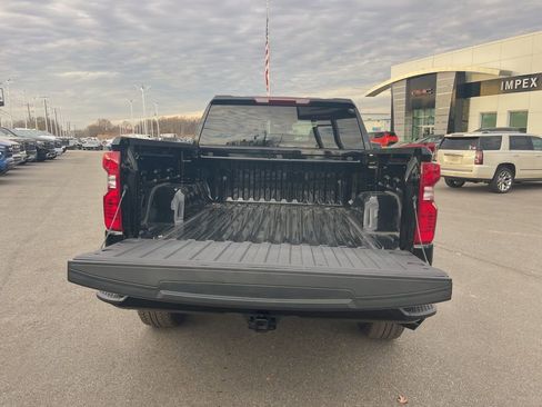Used 2025 Chevrolet Silverado 1500 Custom Trail Boss w/ Turbomax Blackout Package image 29