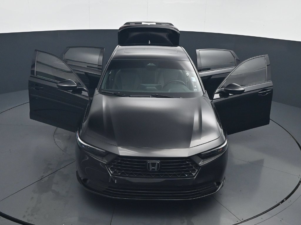 Used 2025 Honda Accord Sport image 64