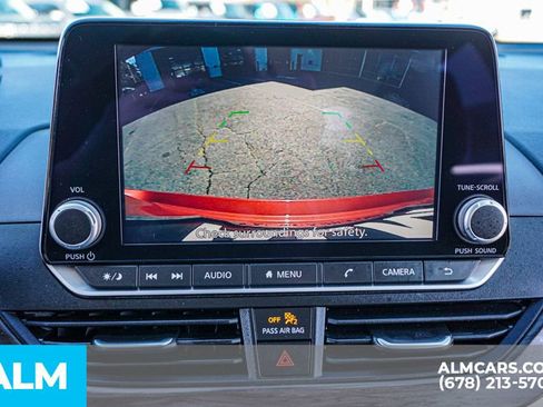 Used 2025 Nissan Altima 2.5 SV image 35