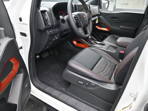 New 2026 Nissan Frontier Pro-X RWD image 14