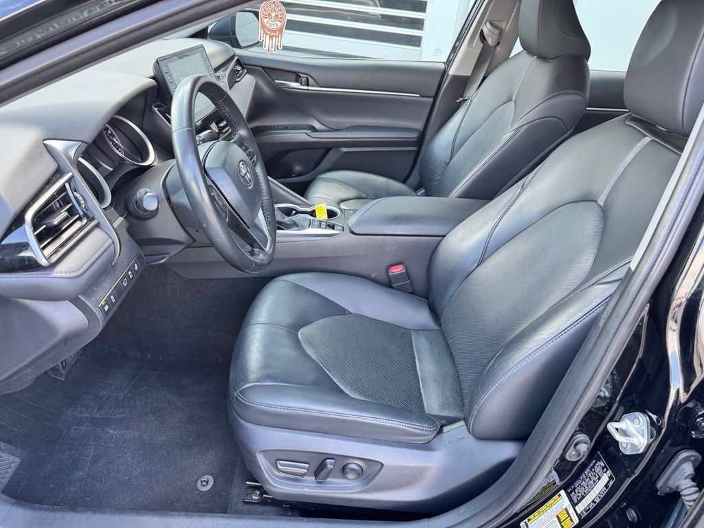 Used 2023 Toyota Camry XLE w/ Cold Weather Package FWD image 19
