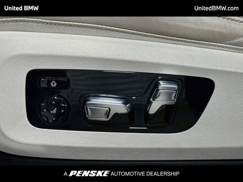 Used 2024 BMW X5 xDrive40i w/ Executive Package AWD/4WD image 4