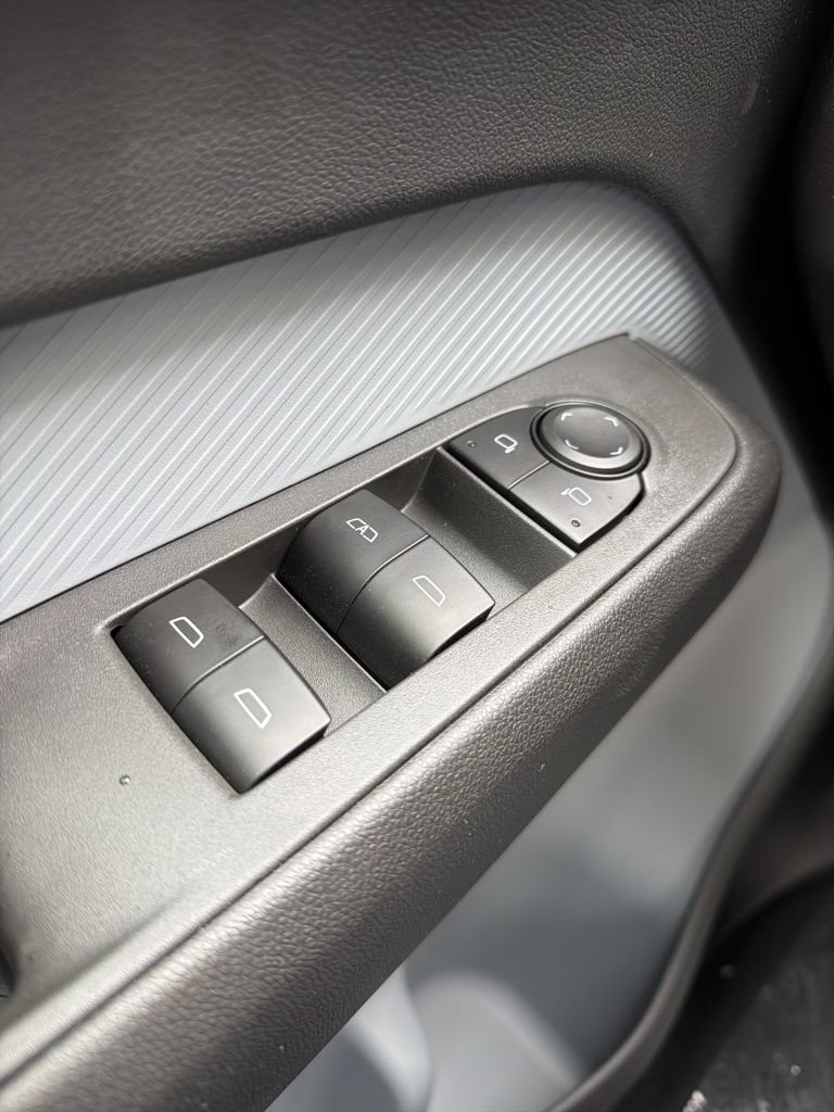 New 2027 Chevrolet Bolt RS w/ Technology Package FWD image 6