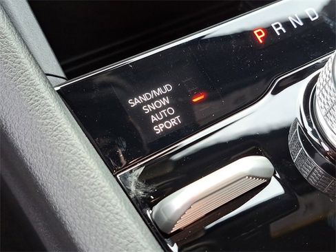 New 2025 Jeep Grand Cherokee Limited w/ Black Appearance Package image 9