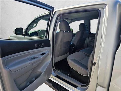 Used 2013 Toyota Tacoma 4x4 Double Cab w/ TRD Sport Pkg image 13
