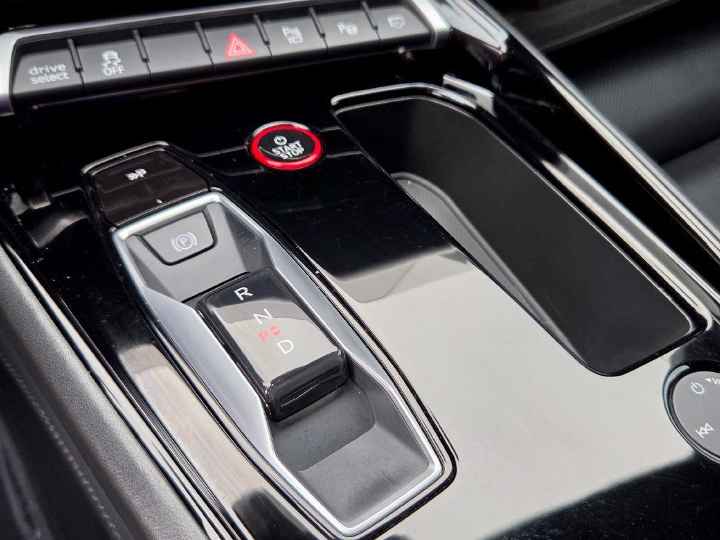 Used 2023 Audi RS e-tron GT AWD/4WD image 19