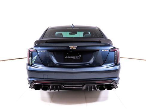Used 2022 Cadillac CT5 V Blackwing w/ Carbon Fiber Package 2 RWD image 4