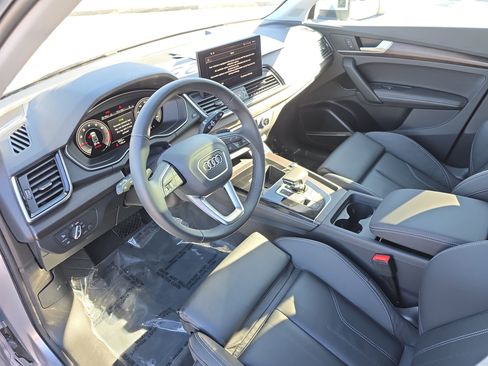 Certified 2025 Audi Q5 2.0T Premium Plus w/ Premium Plus Package image 16