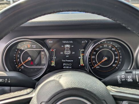 Used 2022 Jeep Wrangler Sport AWD/4WD image 14