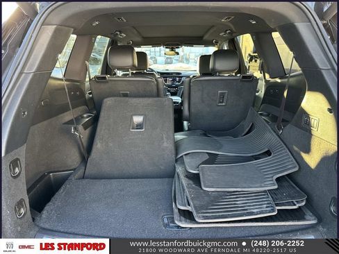 Used 2023 Cadillac XT6 Premium Luxury image 11