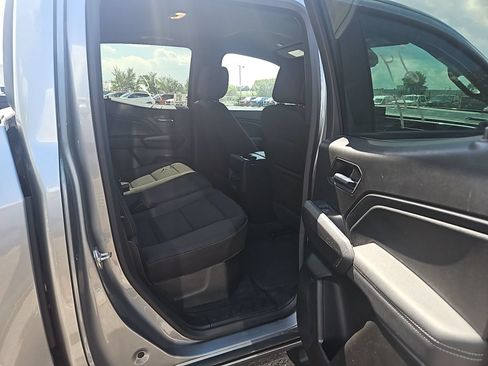 Used 2024 GMC Canyon Elevation w/ Convenience Package AWD/4WD image 9