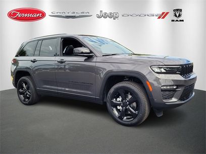New 2025 Jeep Grand Cherokee Limited w/ Luxury Tech Group II