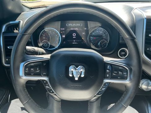 Used 2025 RAM 1500 Laramie AWD/4WD image 6