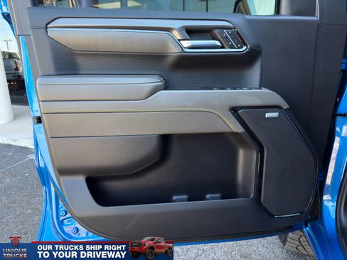 Used 2024 Chevrolet Silverado 1500 ZR2 w/ Technology Package image 14