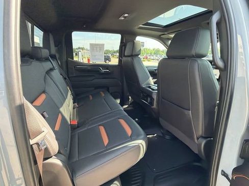 Certified 2024 GMC Sierra 1500 AT4 w/ Technology Package AWD/4WD image 27