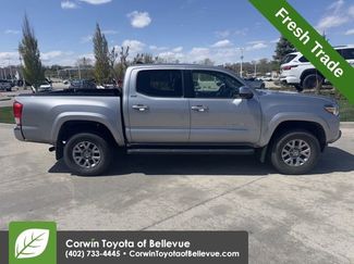 Used 2016 Toyota Tacoma SR5 w/ SR5 Appearance Package (SN) video 2