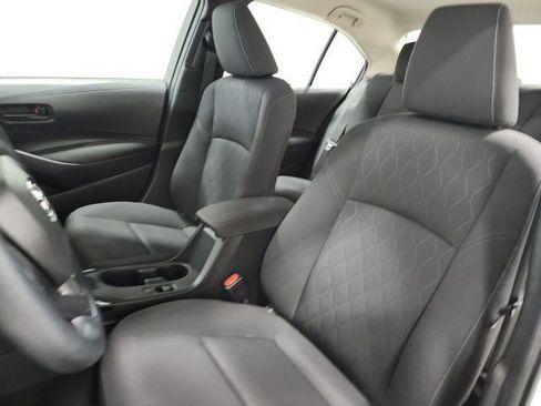 Used 2024 Toyota Corolla LE image 19