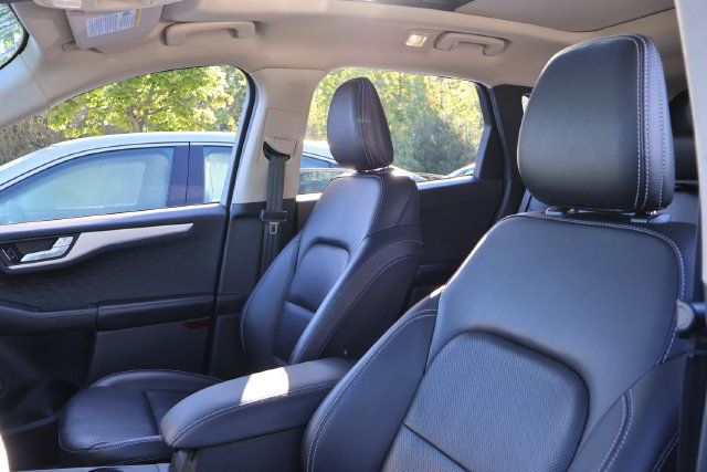 Used 2020 Ford Escape SE Sport AWD/4WD image 12