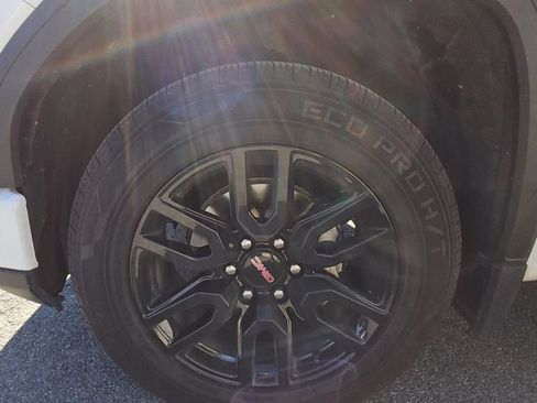 Used 2022 GMC Sierra 1500 Elevation w/ Elevation Premium Package image 3