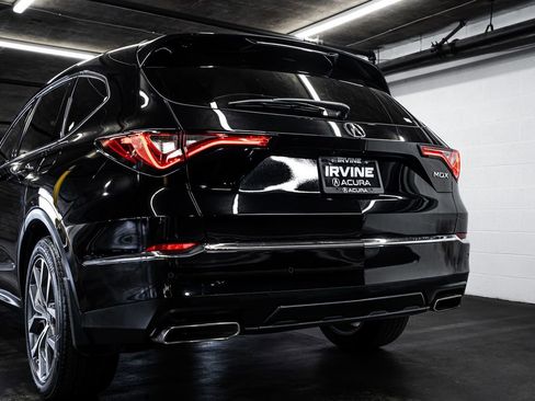 Certified 2024 Acura MDX FWD w/ Technology Package image 16