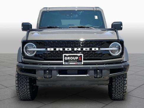 Used 2025 Ford Bronco Badlands AWD/4WD image 4
