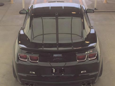 Used 2013 Chevrolet Camaro ZL1 RWD image 6