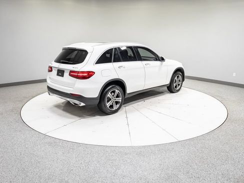 Used 2019 Mercedes-Benz GLC 300 4MATIC image 29