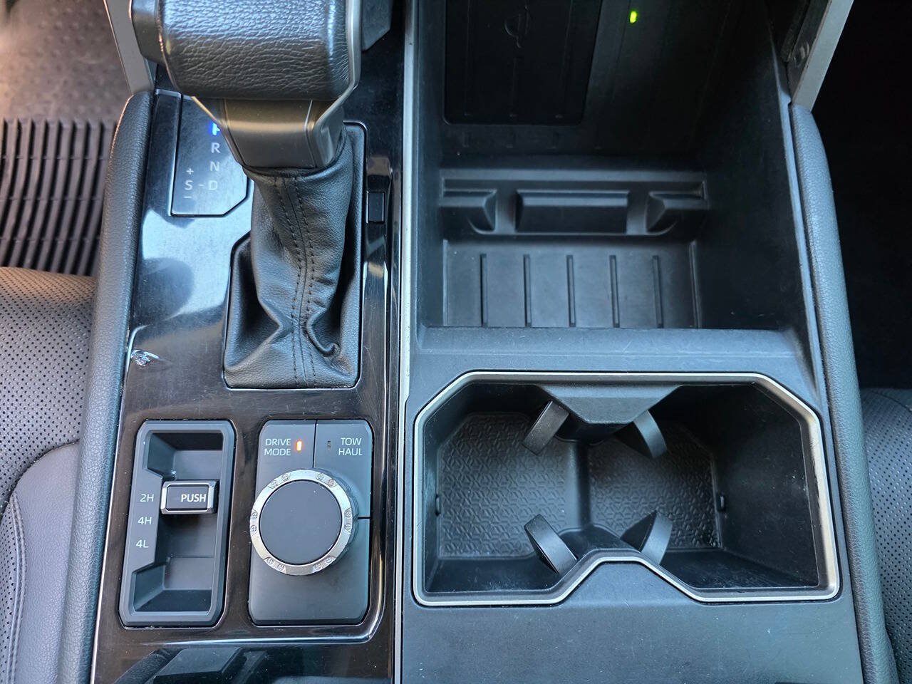 Used 2022 Toyota Tundra Limited AWD/4WD image 32