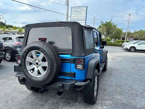 Used 2010 Jeep Wrangler Unlimited Sport AWD/4WD image 5