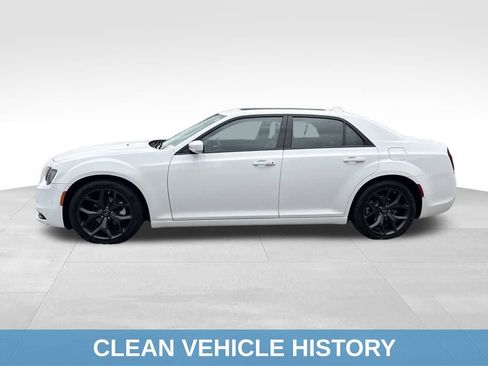 Used 2023 Chrysler 300 S RWD image 3