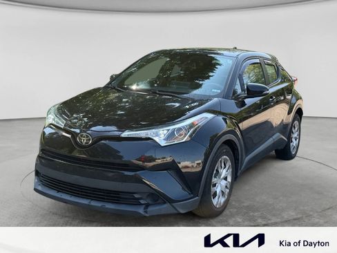 Used 2019 Toyota C-HR LE FWD image 1