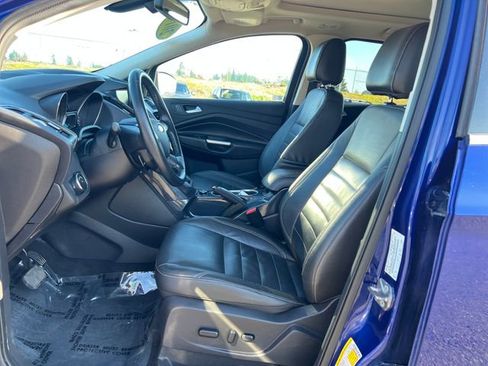 Used 2014 Ford Escape Titanium w/ Equipment Group 401A image 17