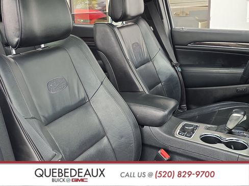 Used 2018 Jeep Grand Cherokee Overland image 25