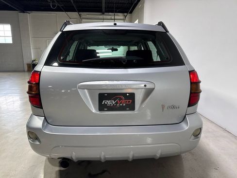 Used 2005 Pontiac Vibe w/ Power Group Value Package FWD image 6
