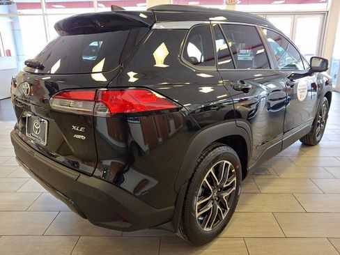 Used 2026 Toyota Corolla Cross XLE w/ Convenience Package image 6